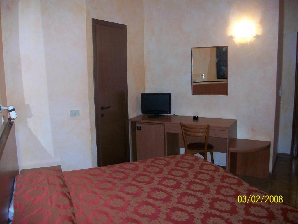 Hotel Garden Milano Oda fotoğraf