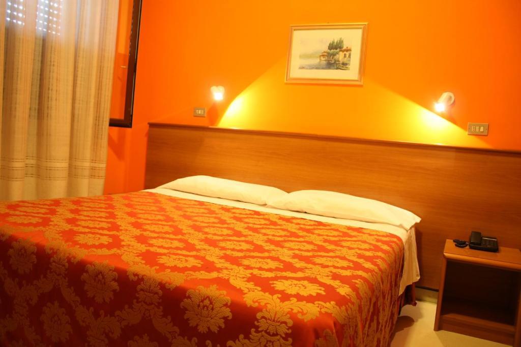 Hotel Garden Milano Oda fotoğraf