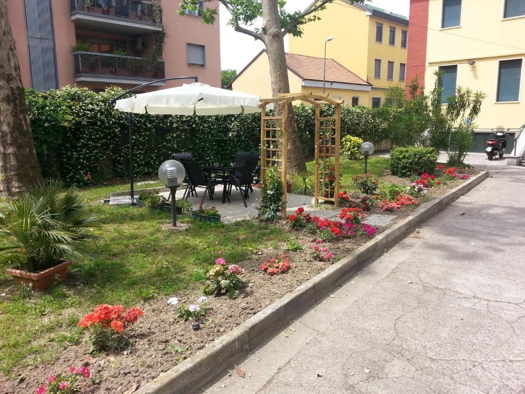 Hotel Garden Milano Dış mekan fotoğraf
